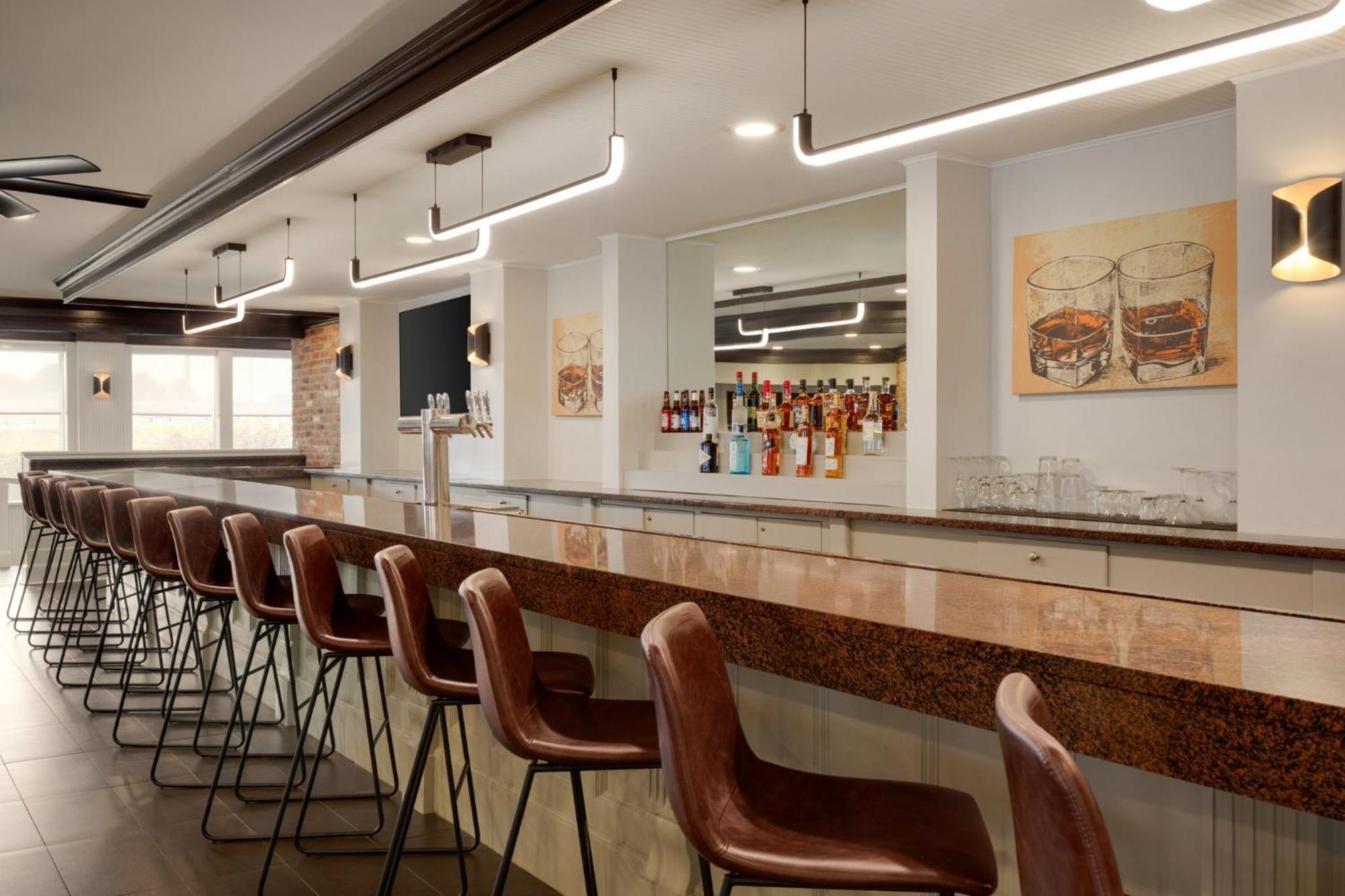 Holiday Inn Virginia Beach - Norfolk By Ihg Экстерьер фото