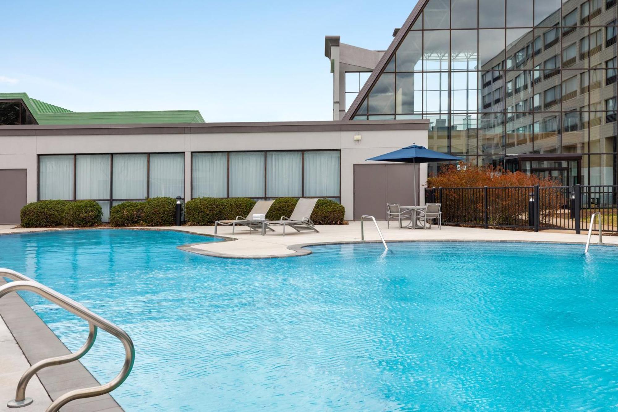 Holiday Inn Virginia Beach - Norfolk By Ihg Экстерьер фото